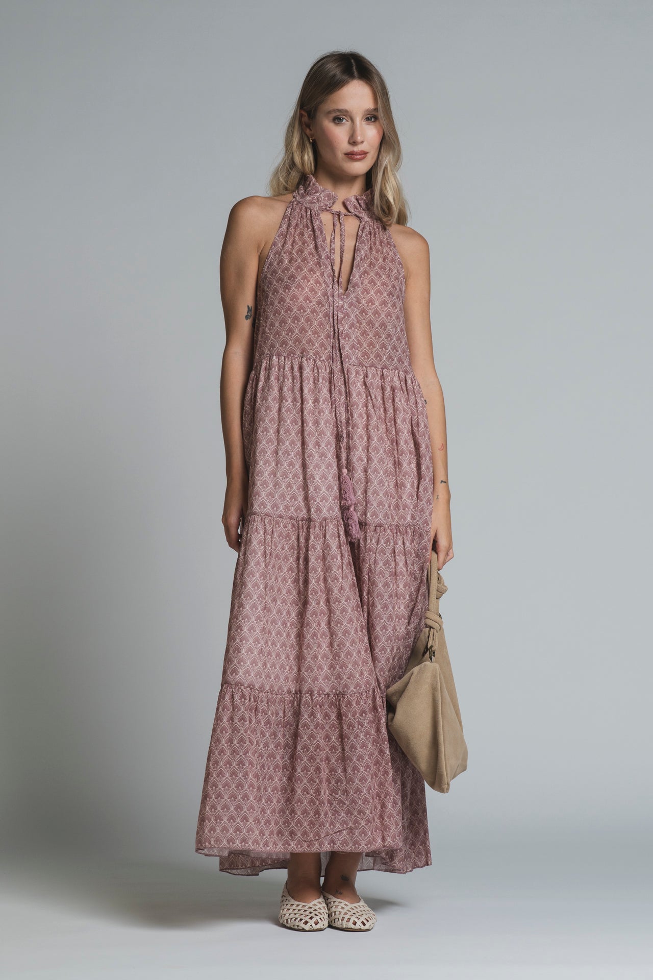 AYLA DRESS V NECK