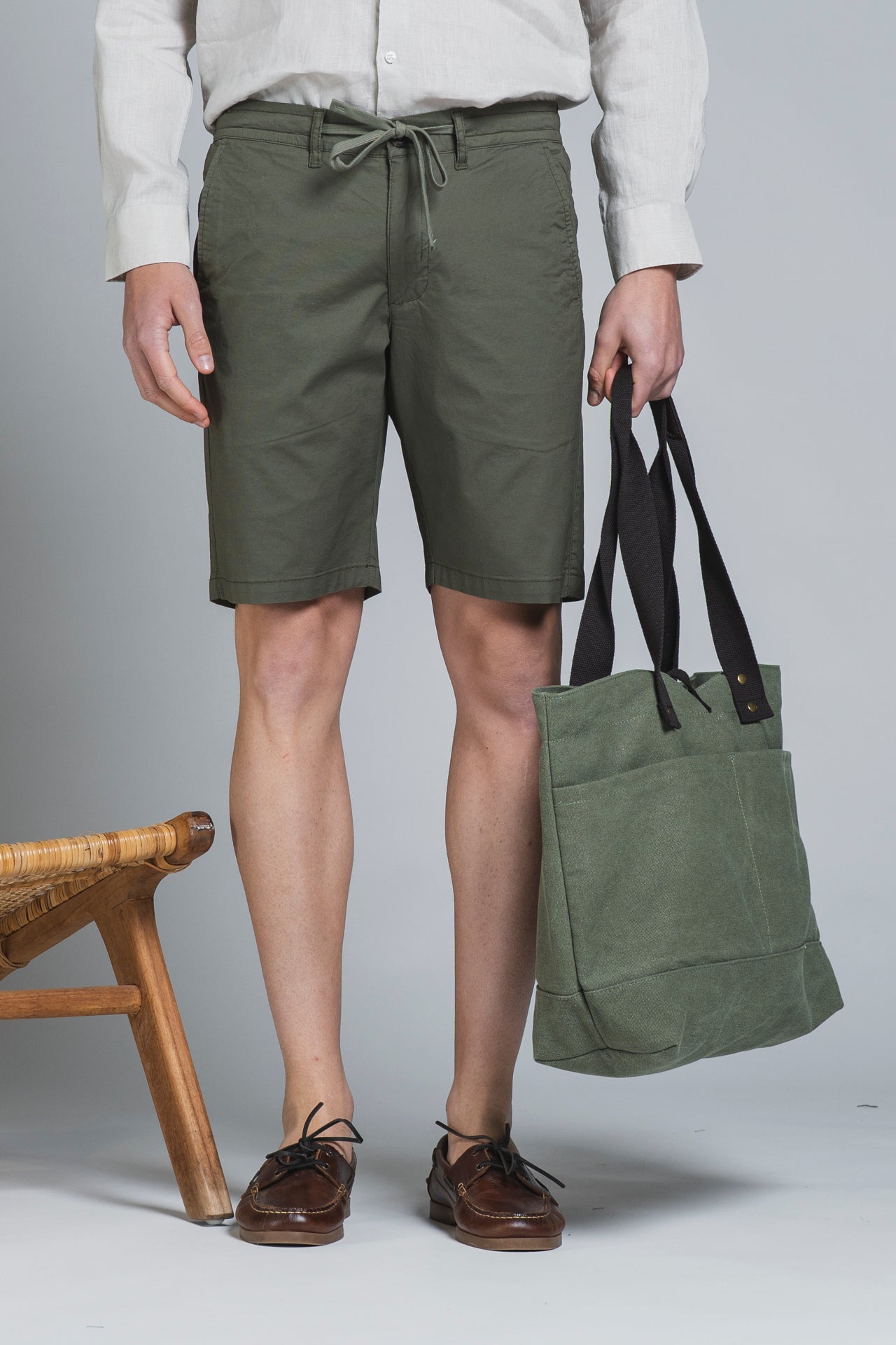 BARNES CHIBO SHORT IN POPELINE CANVAS