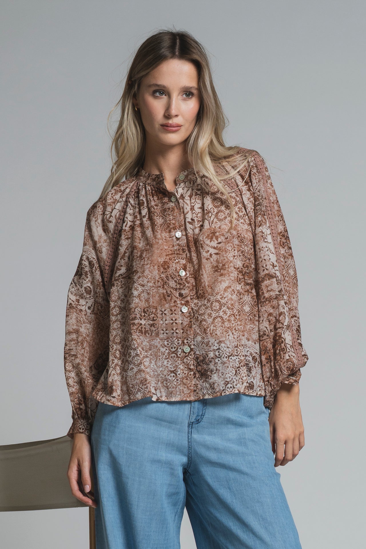 BESTY SHIRT IN MUSSOLA ALL OVER PRINT