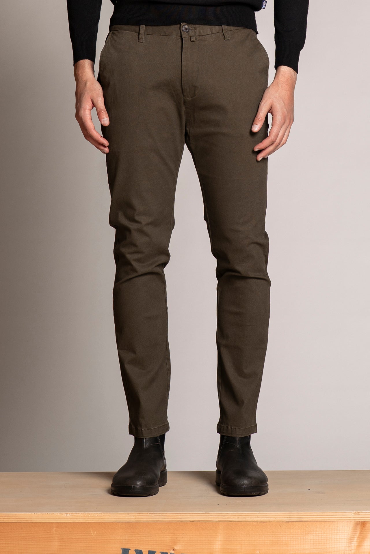 BRYAN LONG SLIM FIT CHINO 