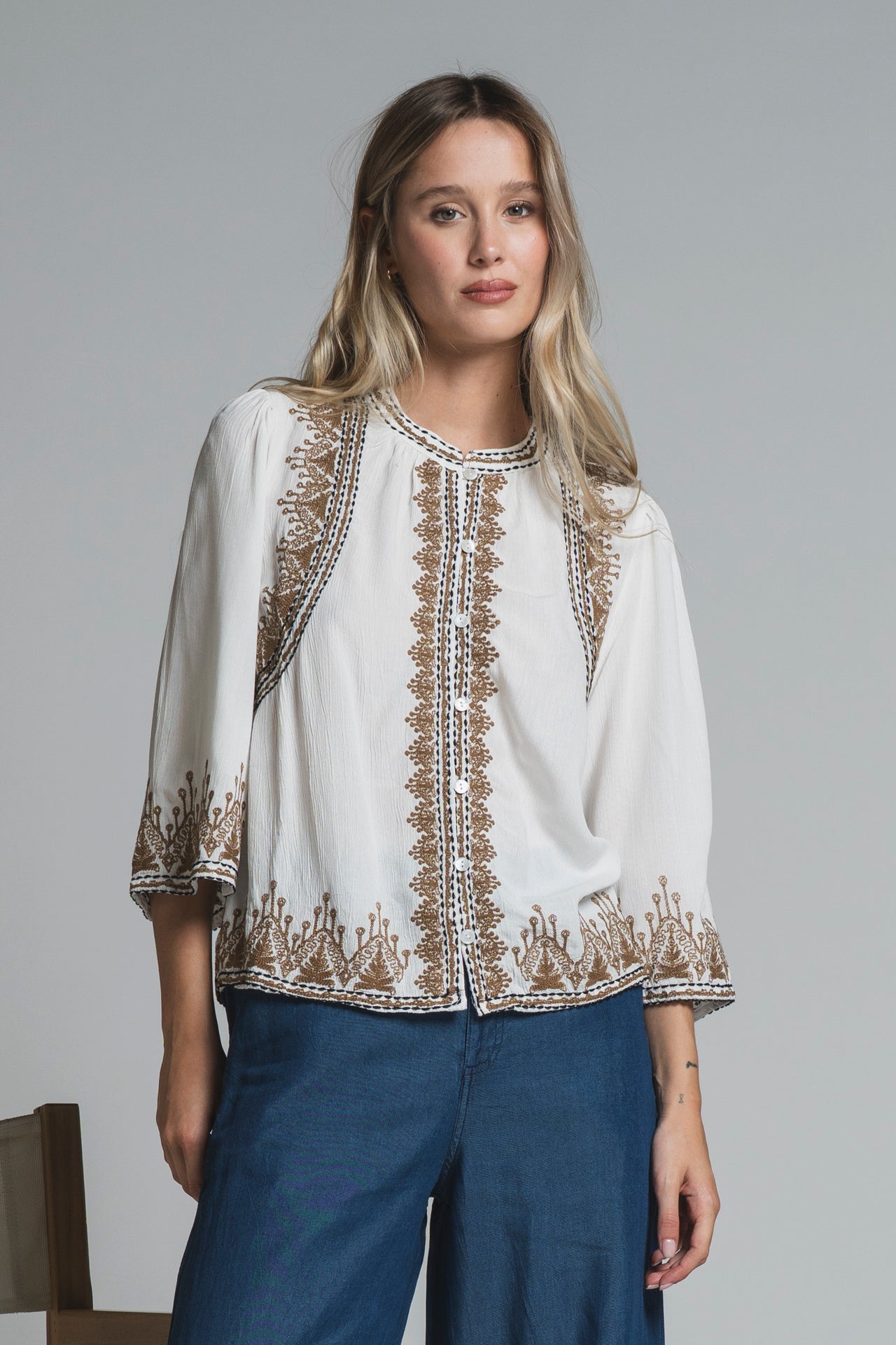 CARLA BLOUSE IN VISCOSE