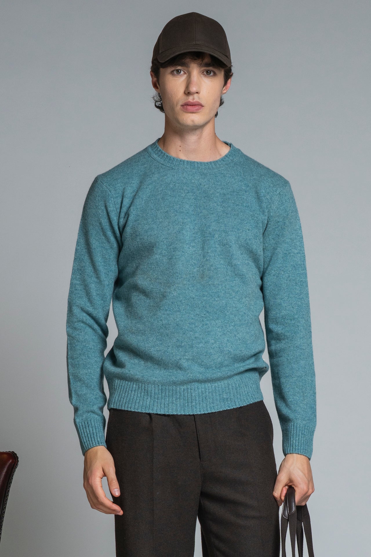 CHARLIE ROUND NECK IN LAMBSWOOL