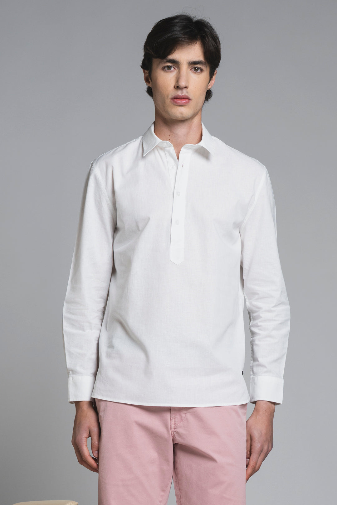 LARS KOREAN SHIRT IN SEERSUCKER