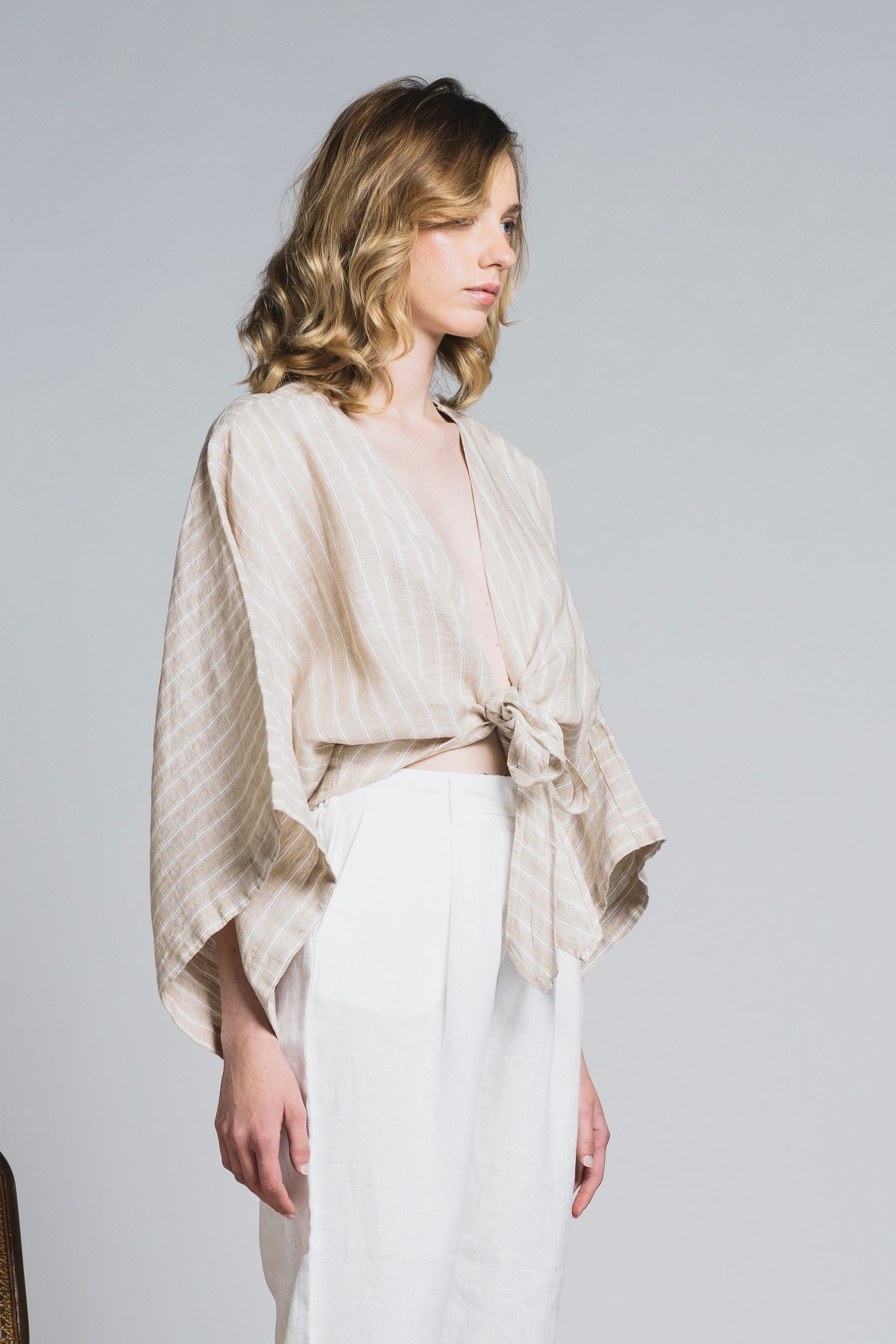 KATE BLUSA IN LINEN