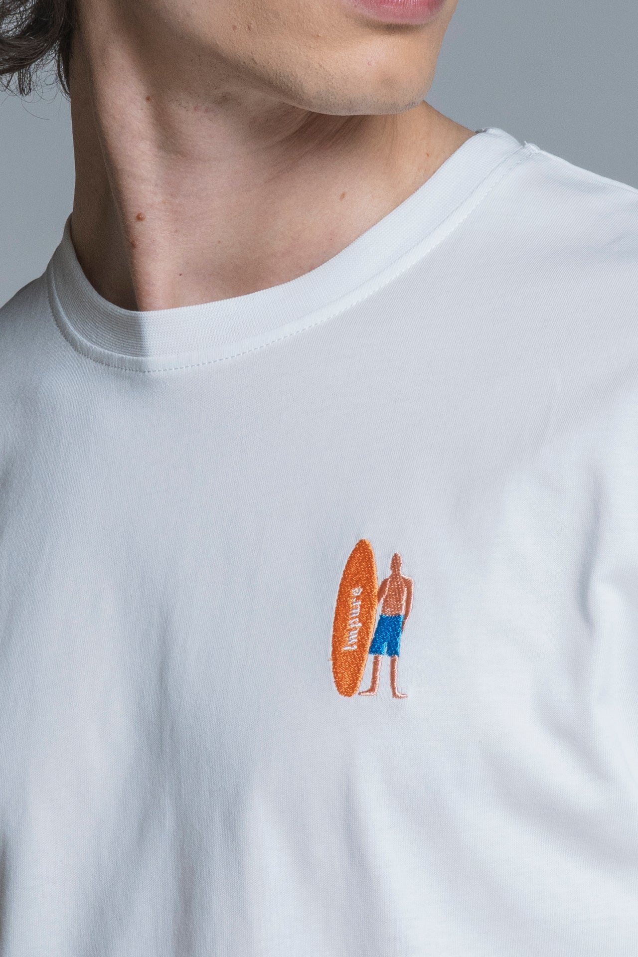 SURFER T.SHIRT WITH EMBROIDERY