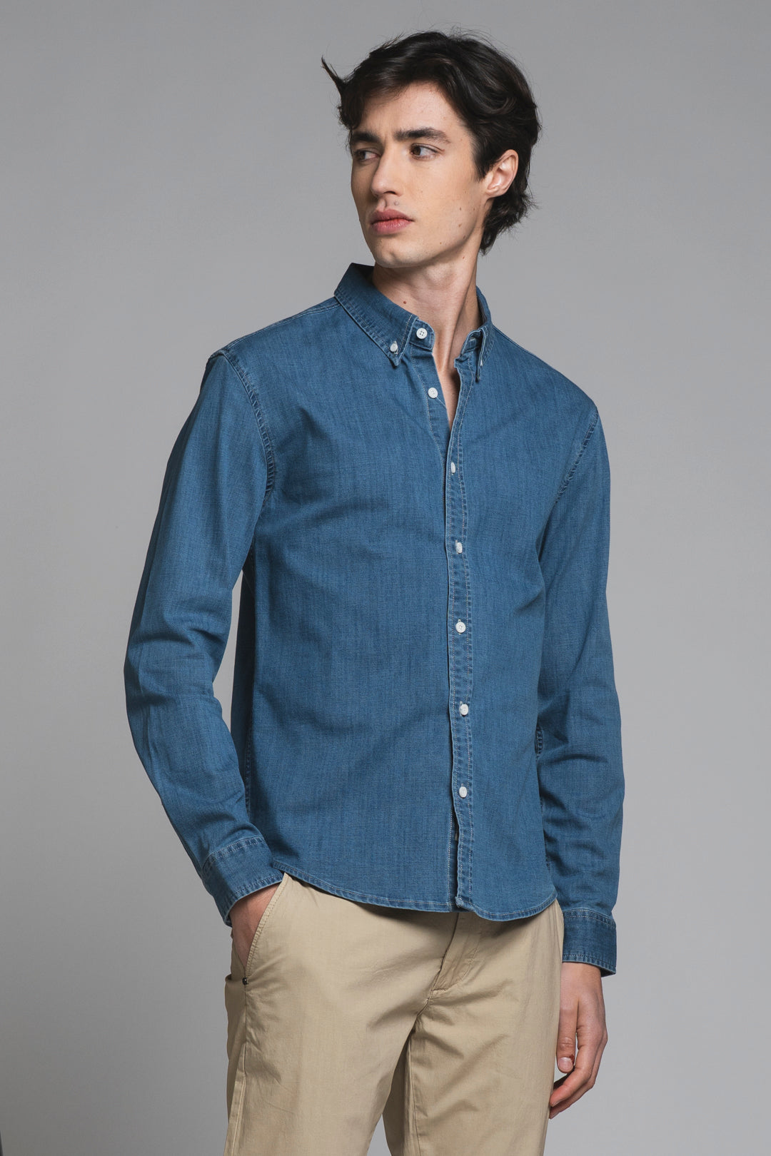 CONNOR SHIRT IN DEMIN BUTTON DOWN