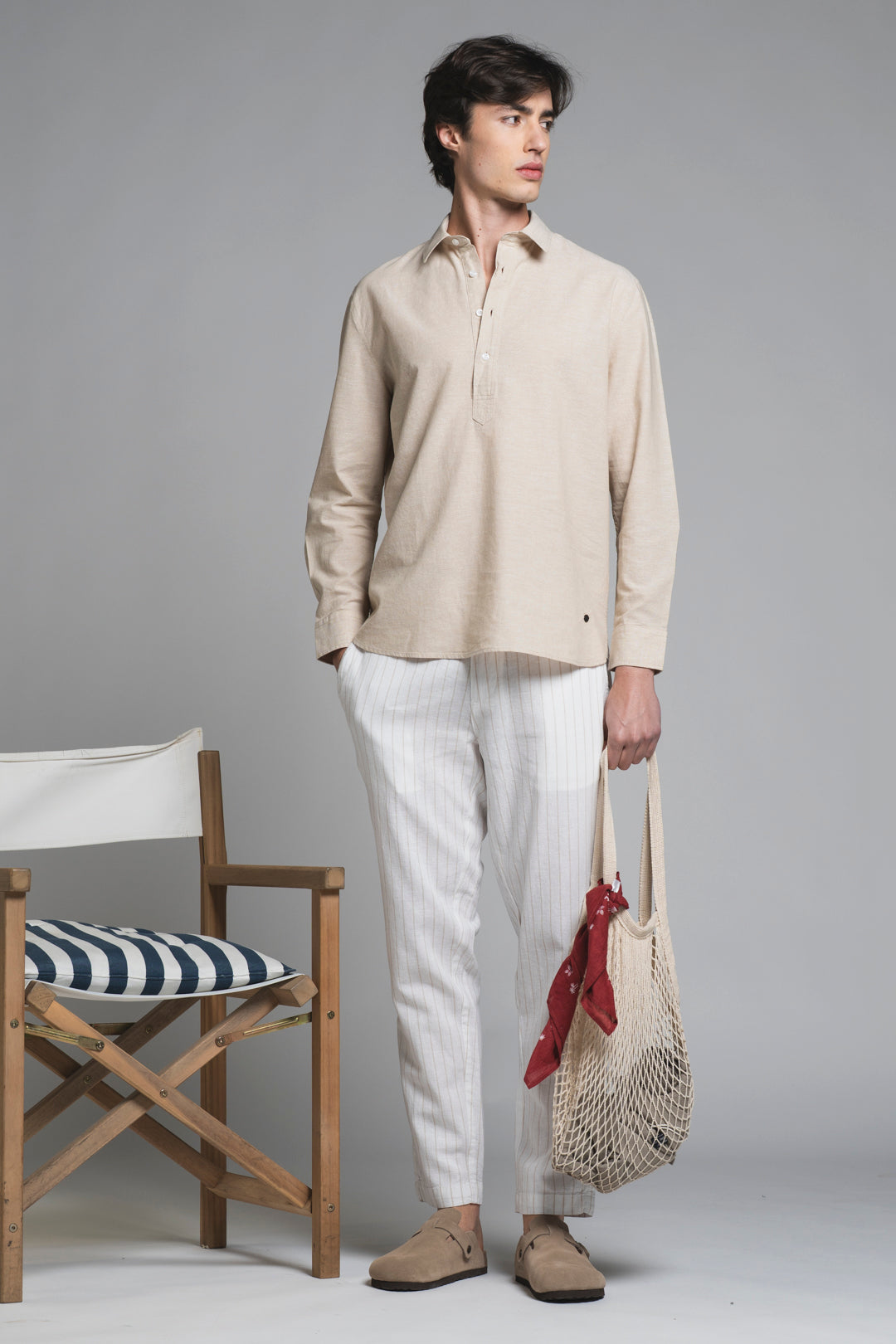 LARS KOREAN SHIRT IN SEERSUCKER