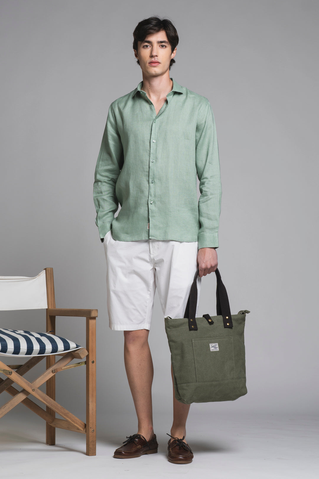 LARS KOREAN SHIRT IN SEERSUCKER