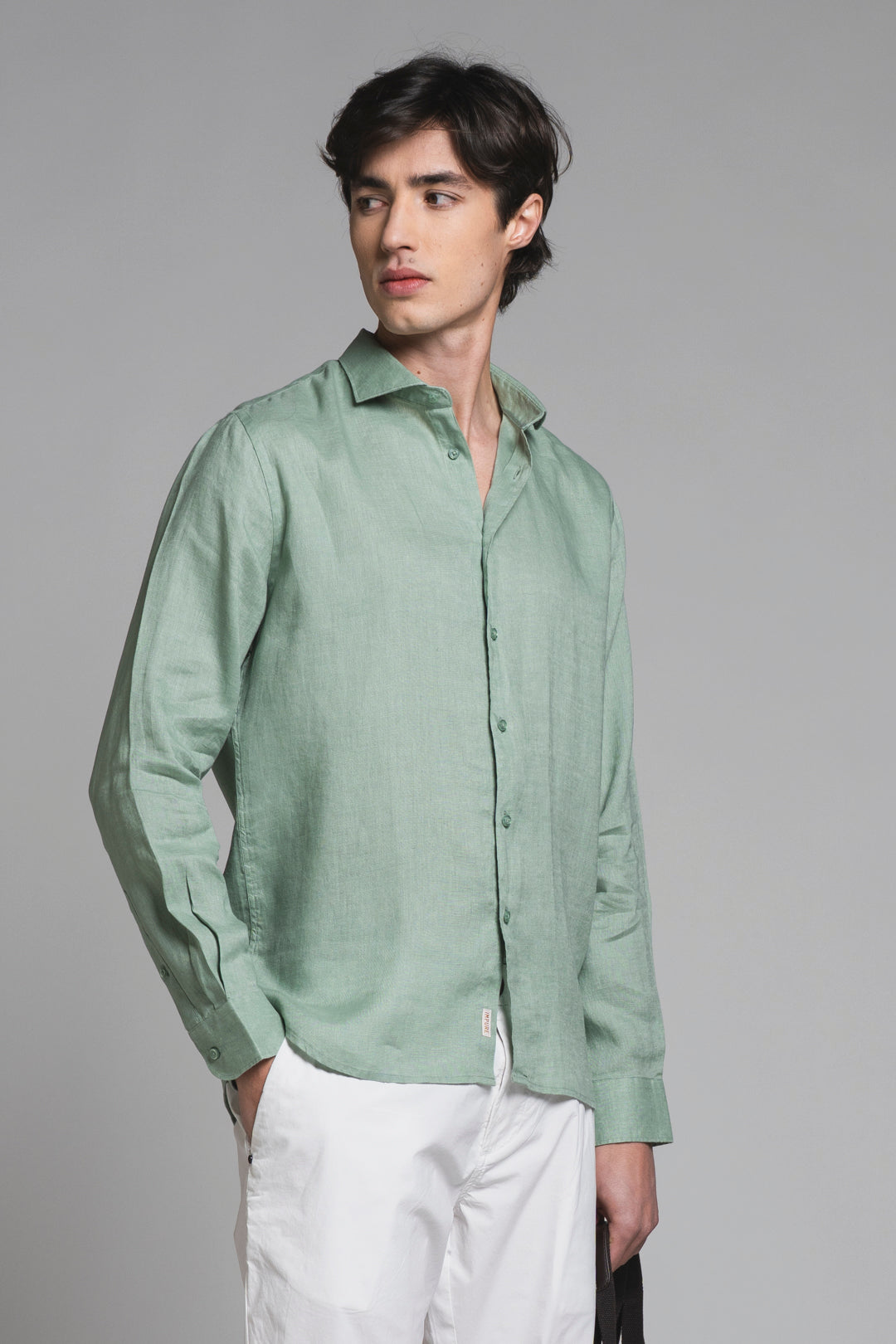 LARS KOREAN SHIRT IN SEERSUCKER