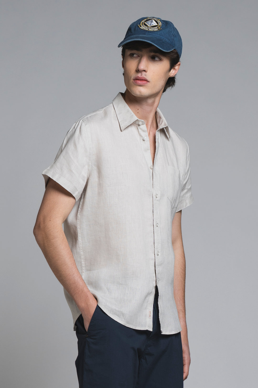 LARS KOREAN SHIRT IN SEERSUCKER
