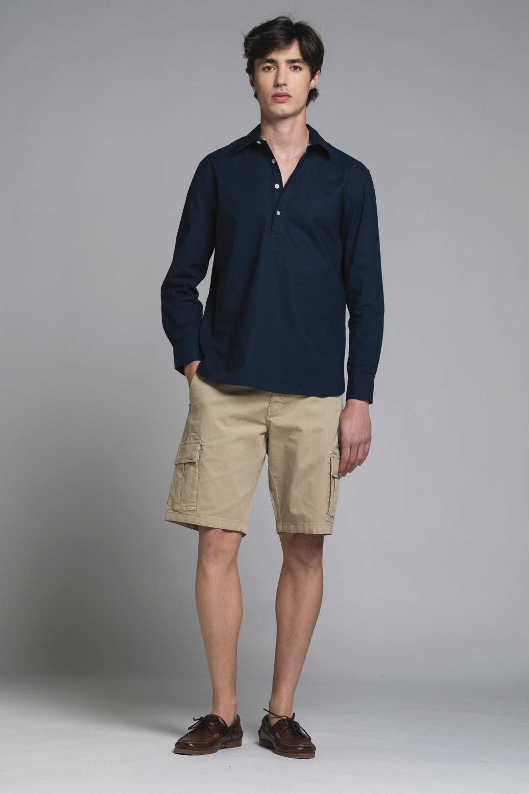 LARS KOREAN SHIRT IN SEERSUCKER