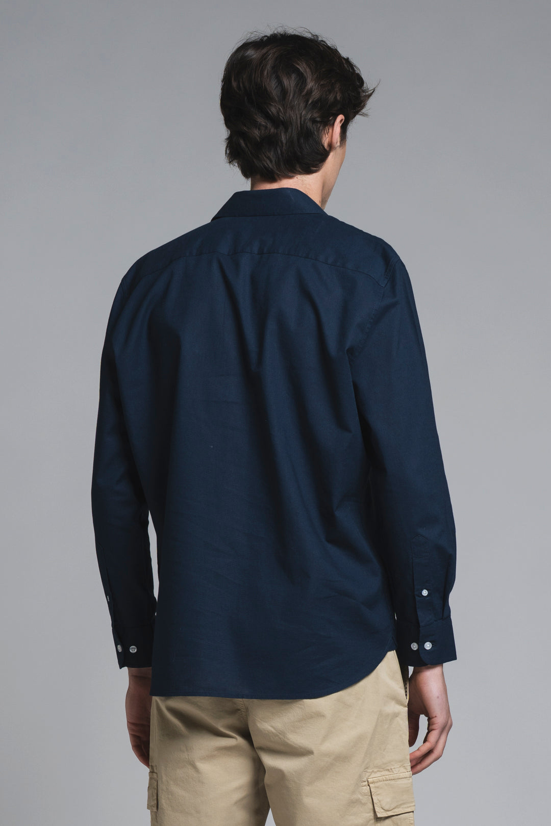 LARS KOREAN SHIRT IN SEERSUCKER
