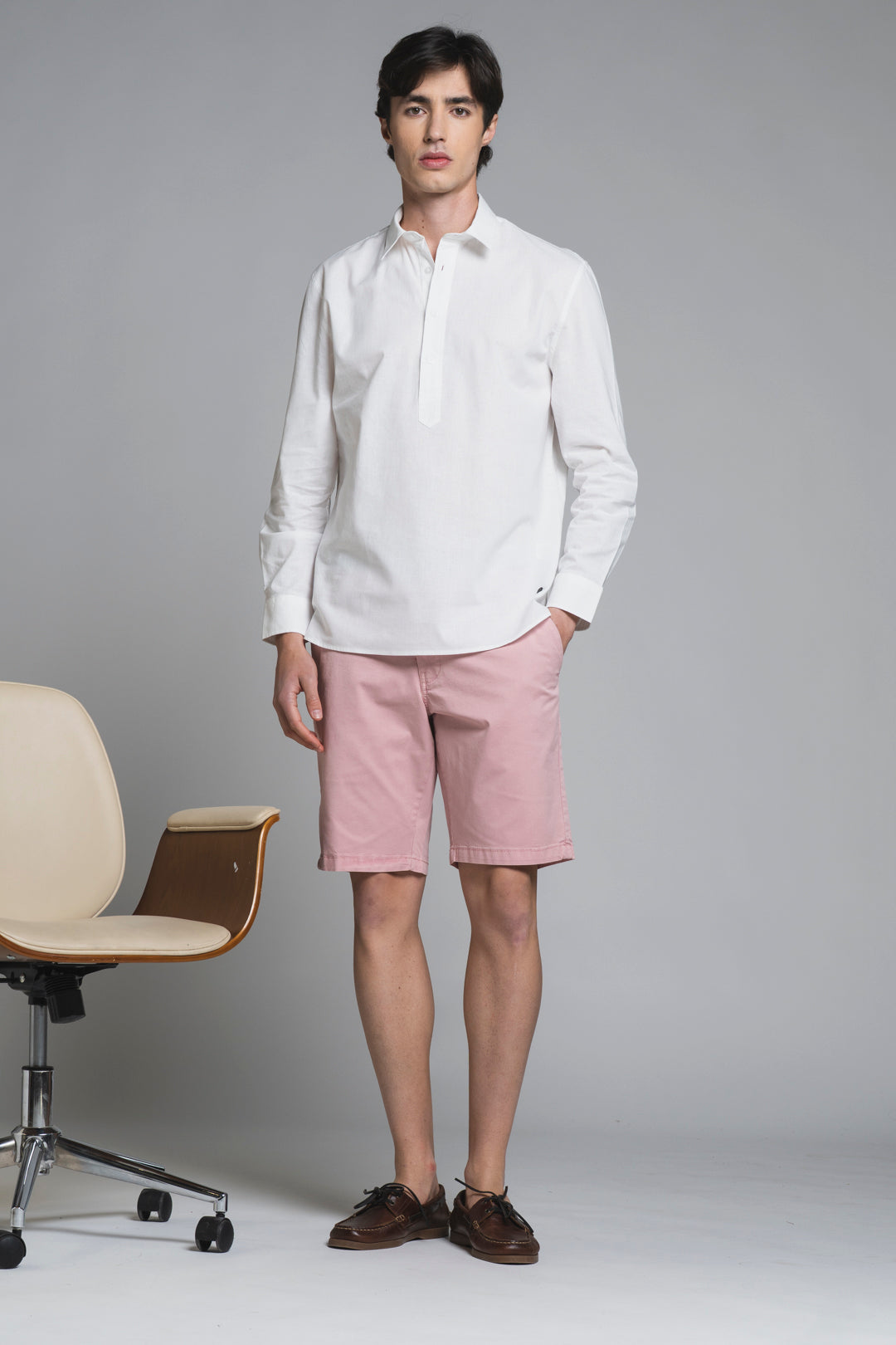 LARS KOREAN SHIRT IN SEERSUCKER
