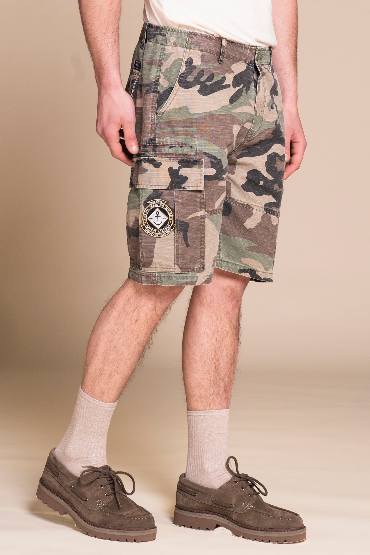 STONE CARGO SHORT IN RIP STOP WITH PATCH 