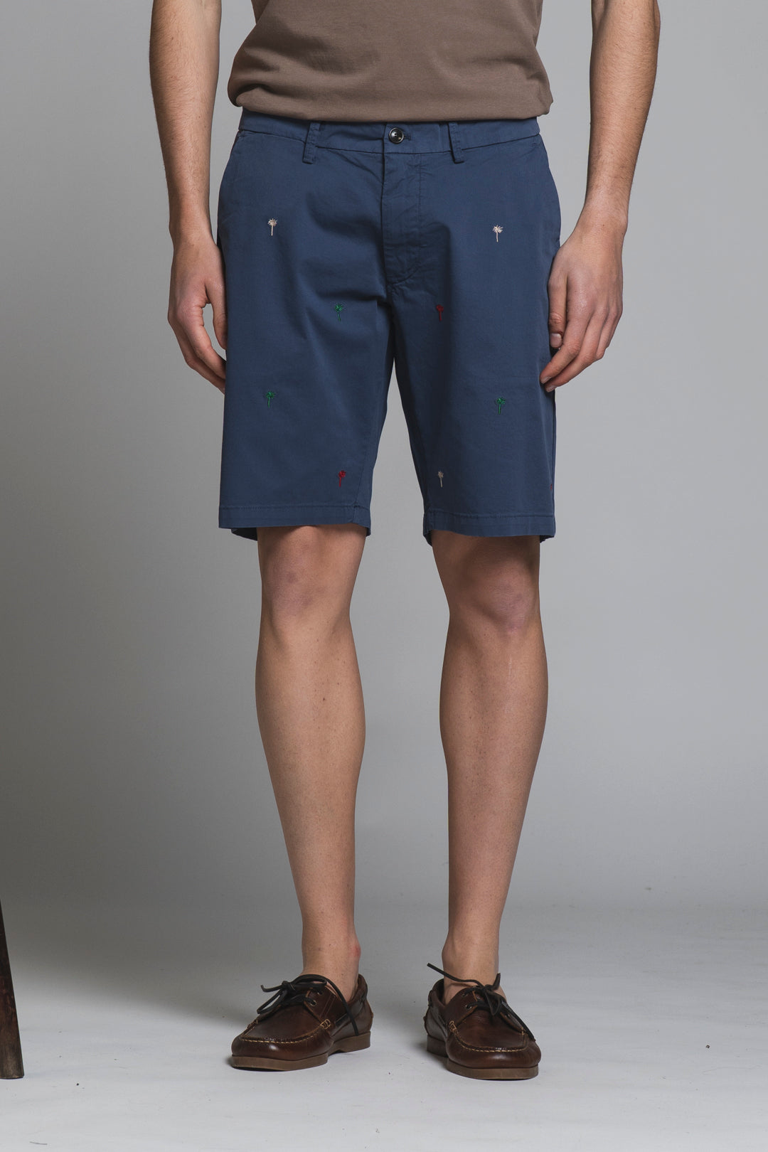 REY TROPIC CHINO SHORT EMBROIDERY