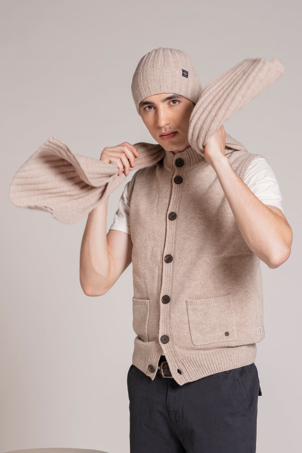 CHARLIE SWEATER 