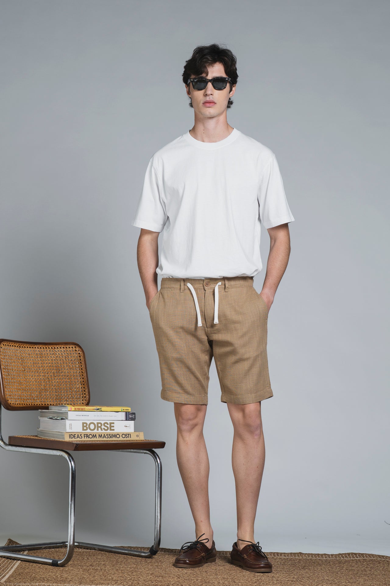 NILS CHINO SHORT IN COTTON DOBBY