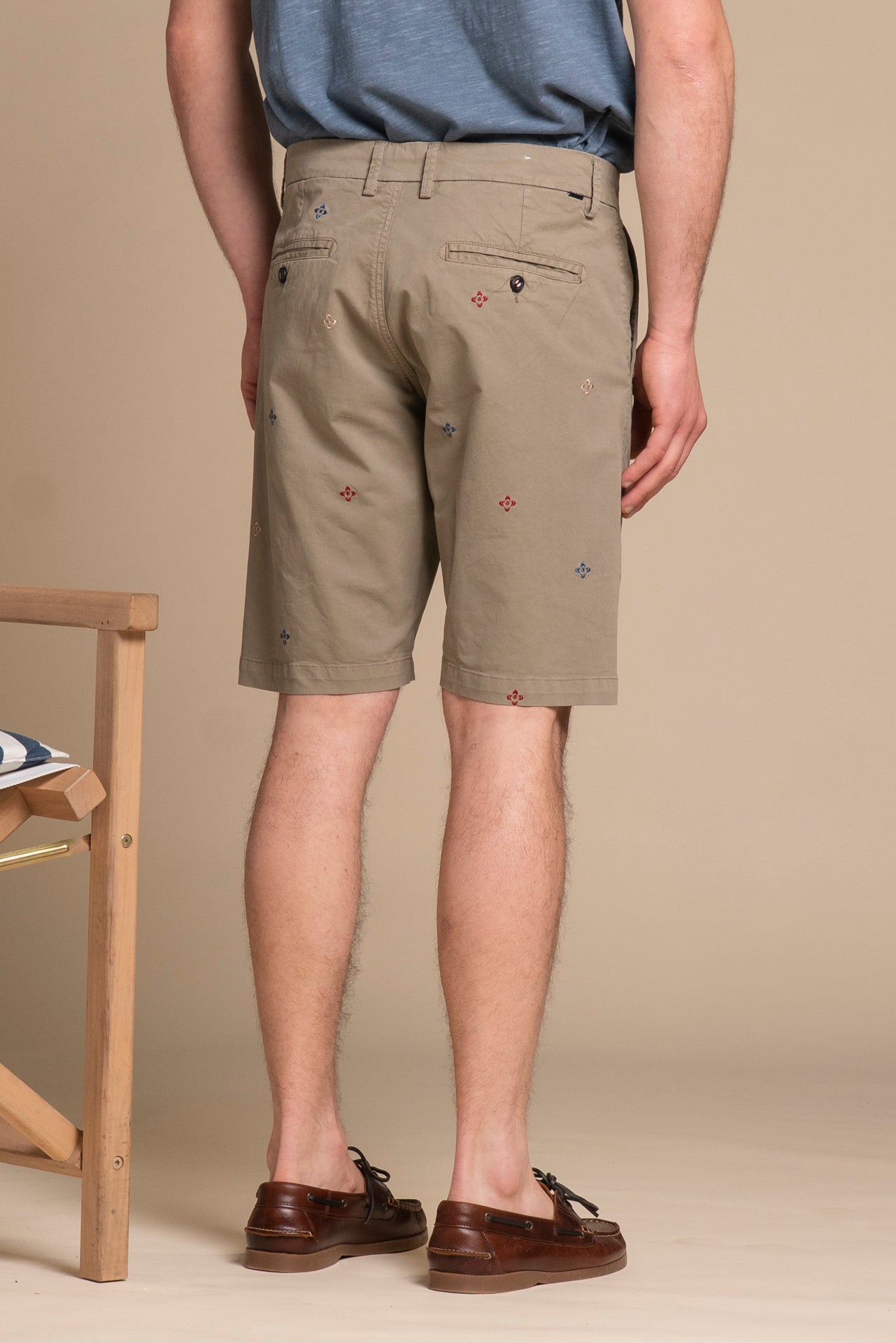 REY CHINO SHORT EMBROIDERY