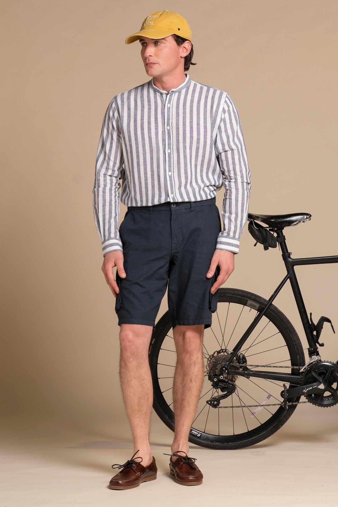 KOREAN LARS IN MIXED LINEN STRIPE