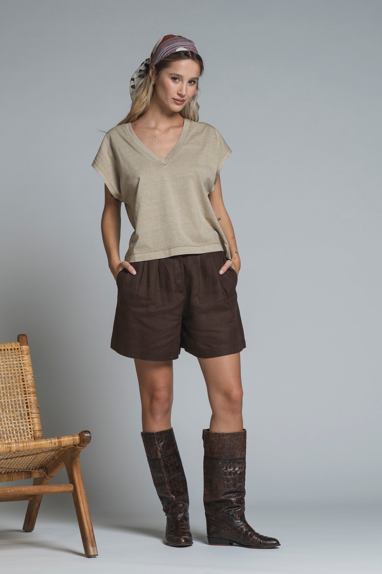 LENA CHINO SHORT PANTS IN 100% LINEN
