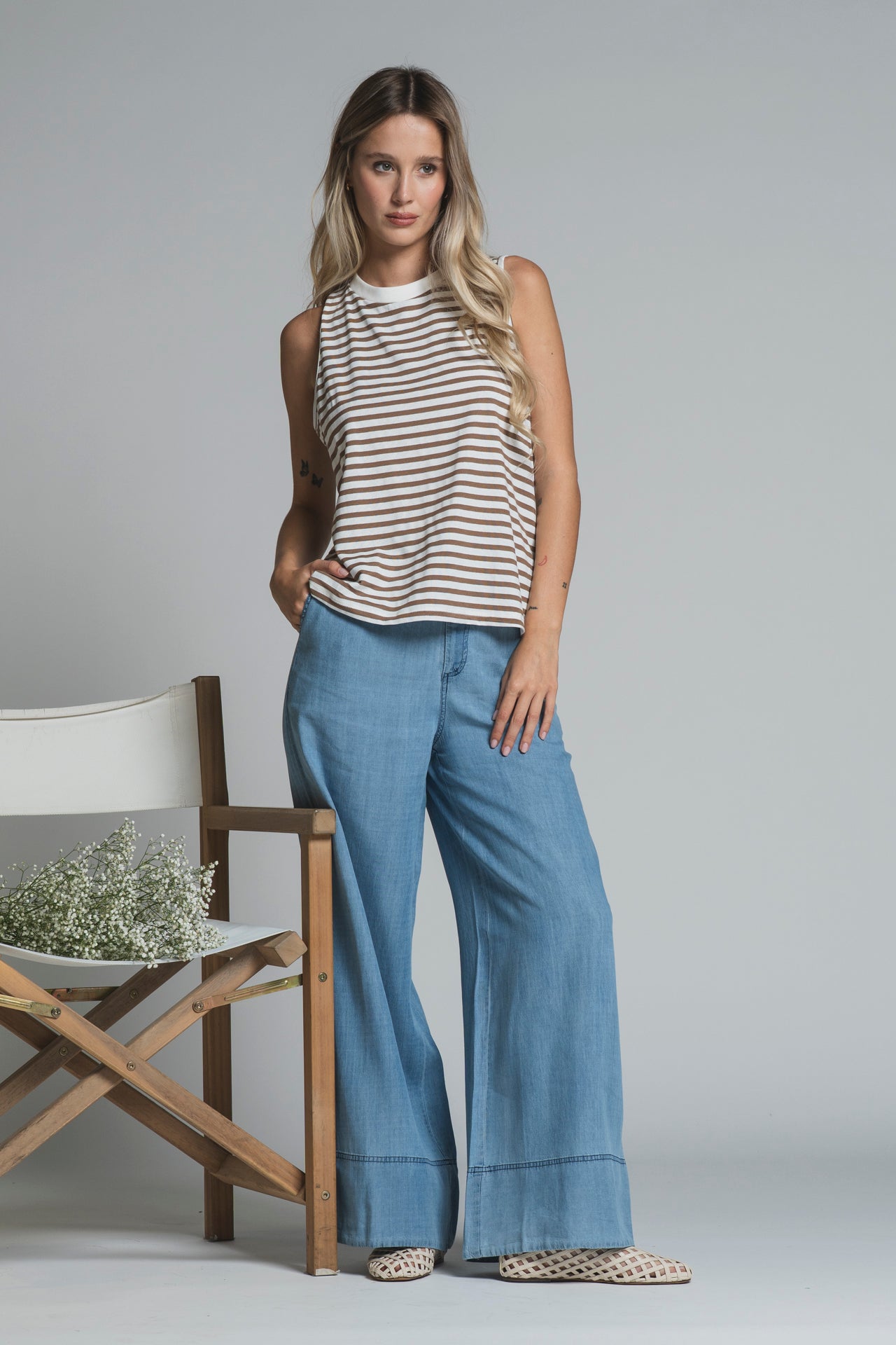 TATE TOP VEST IN MIXED VISCOSA