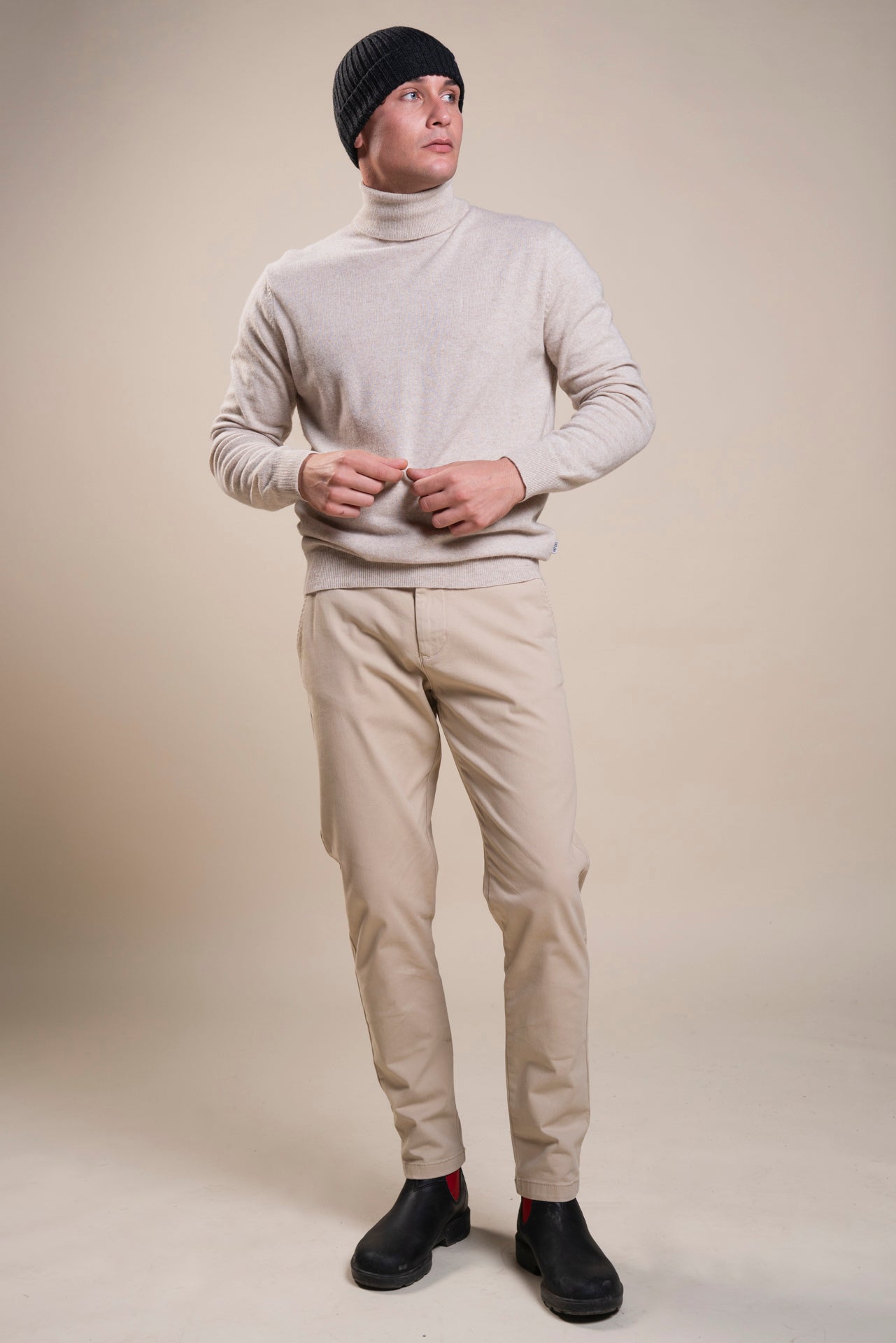 OLIVER SWEATER