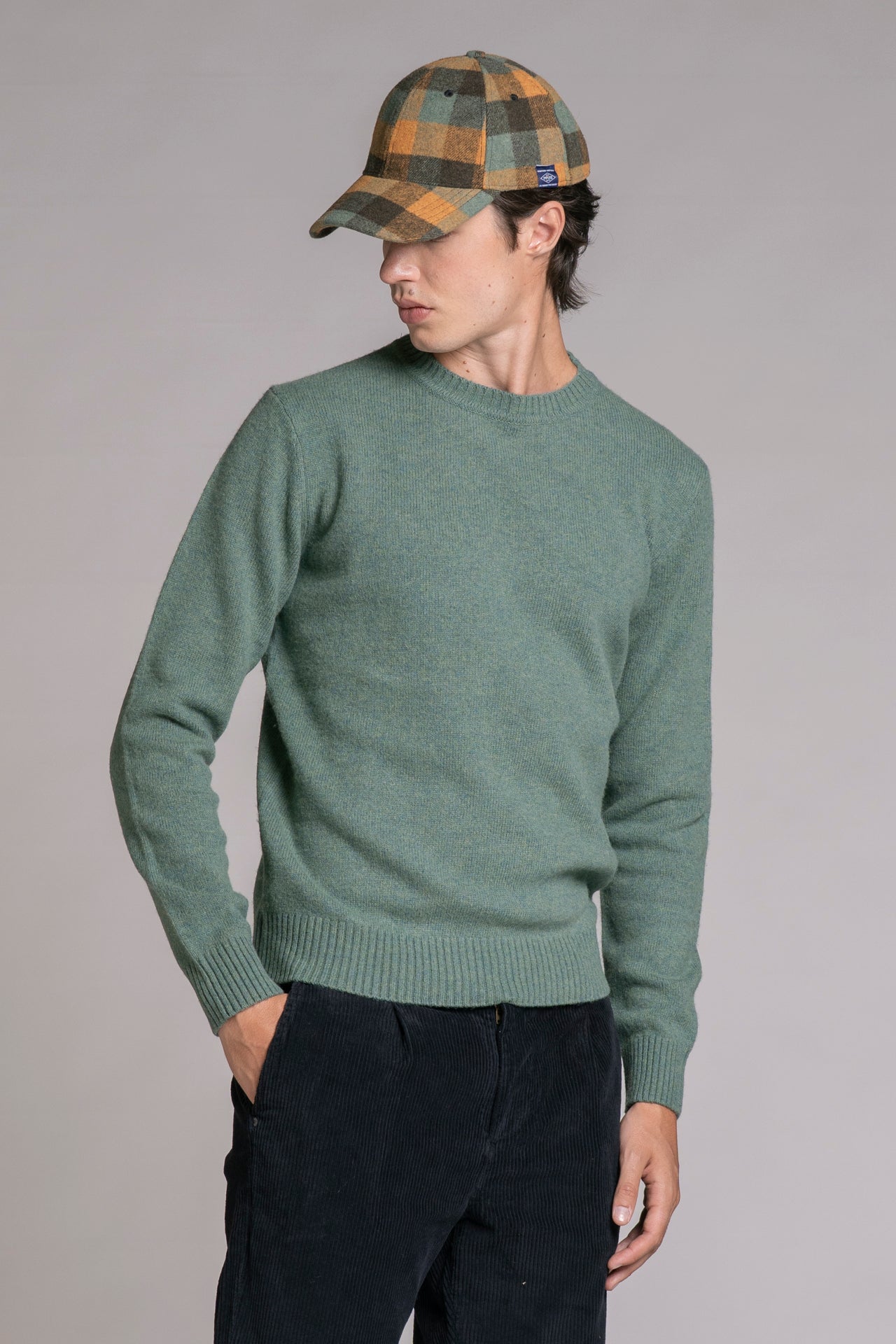 CHARLIE SWEATER IN LAMBSWOOL