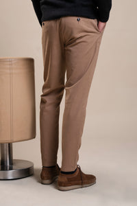 BRYAN LONG SLIM FIT CHINO 
