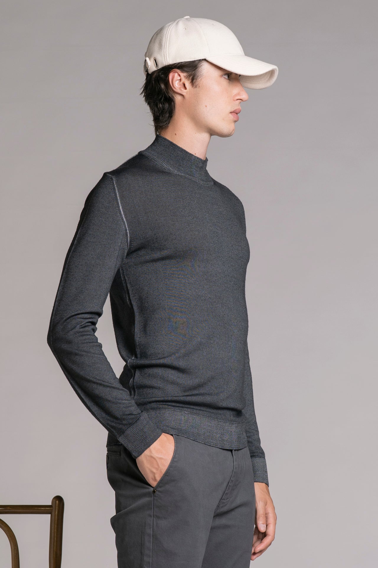 VICTOR TURTLE NECK IN MERINOS