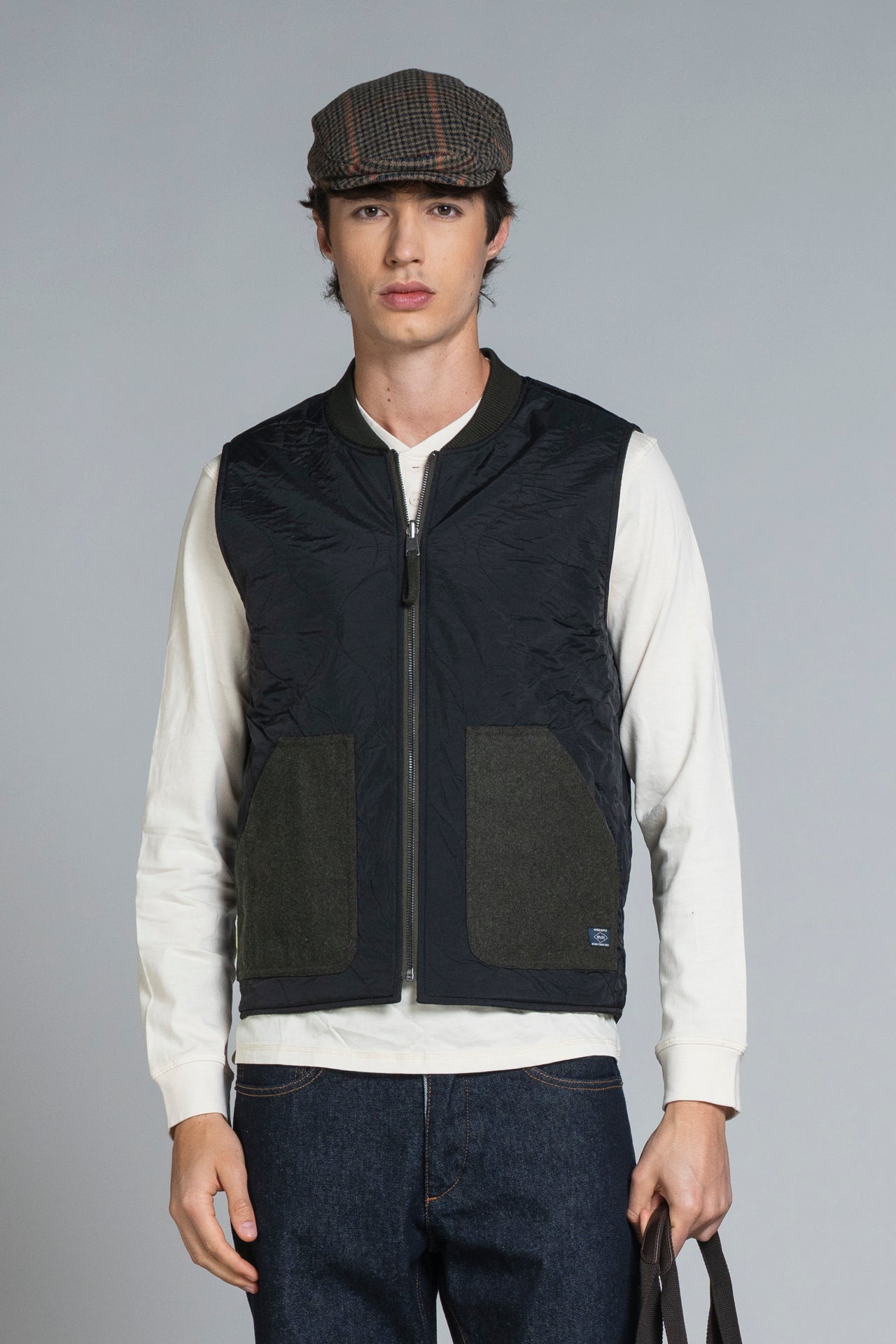 MARTIN GILET IN MIXED WOOL