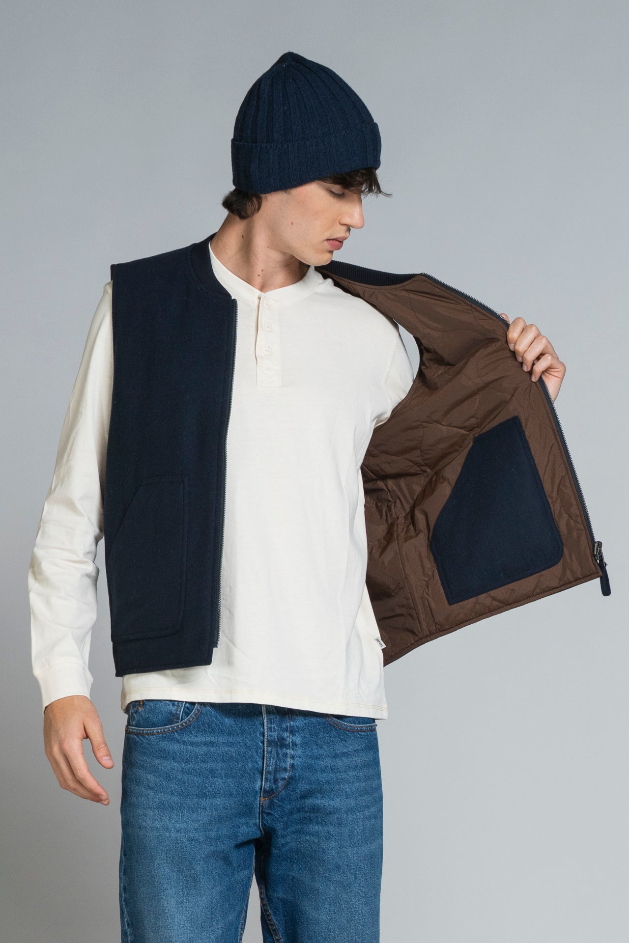 MARTIN GILET IN MIXED WOOL