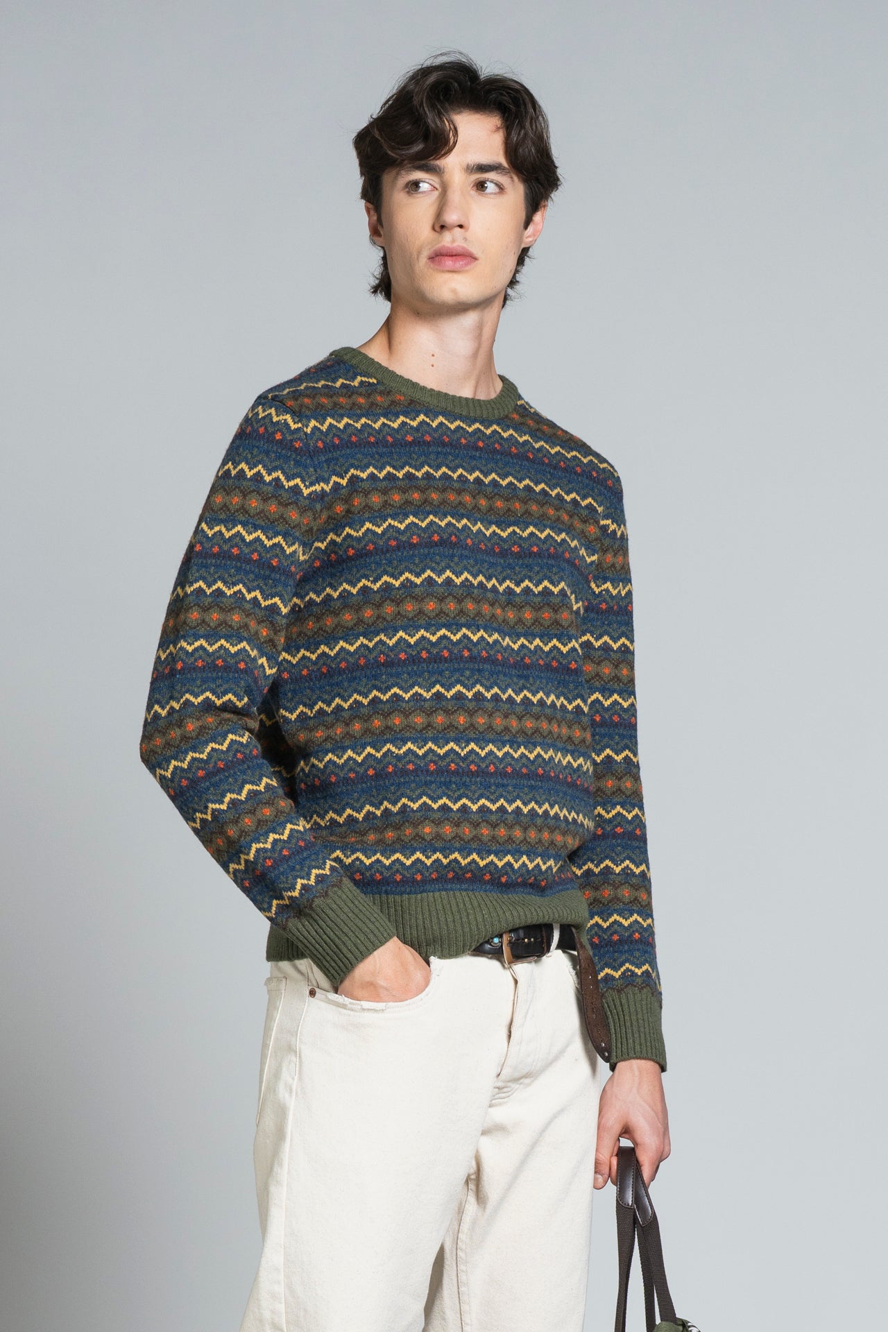 LENS ROUND NECK IN LAMBSWOOL