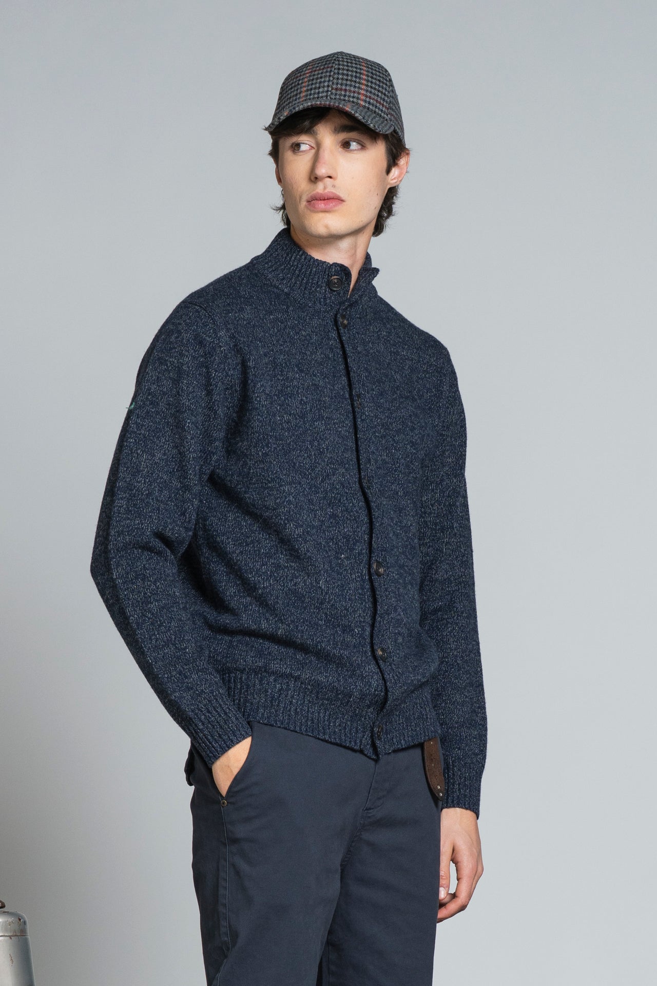 CHASE CARDIGAN BUTTON IN MOULINE'