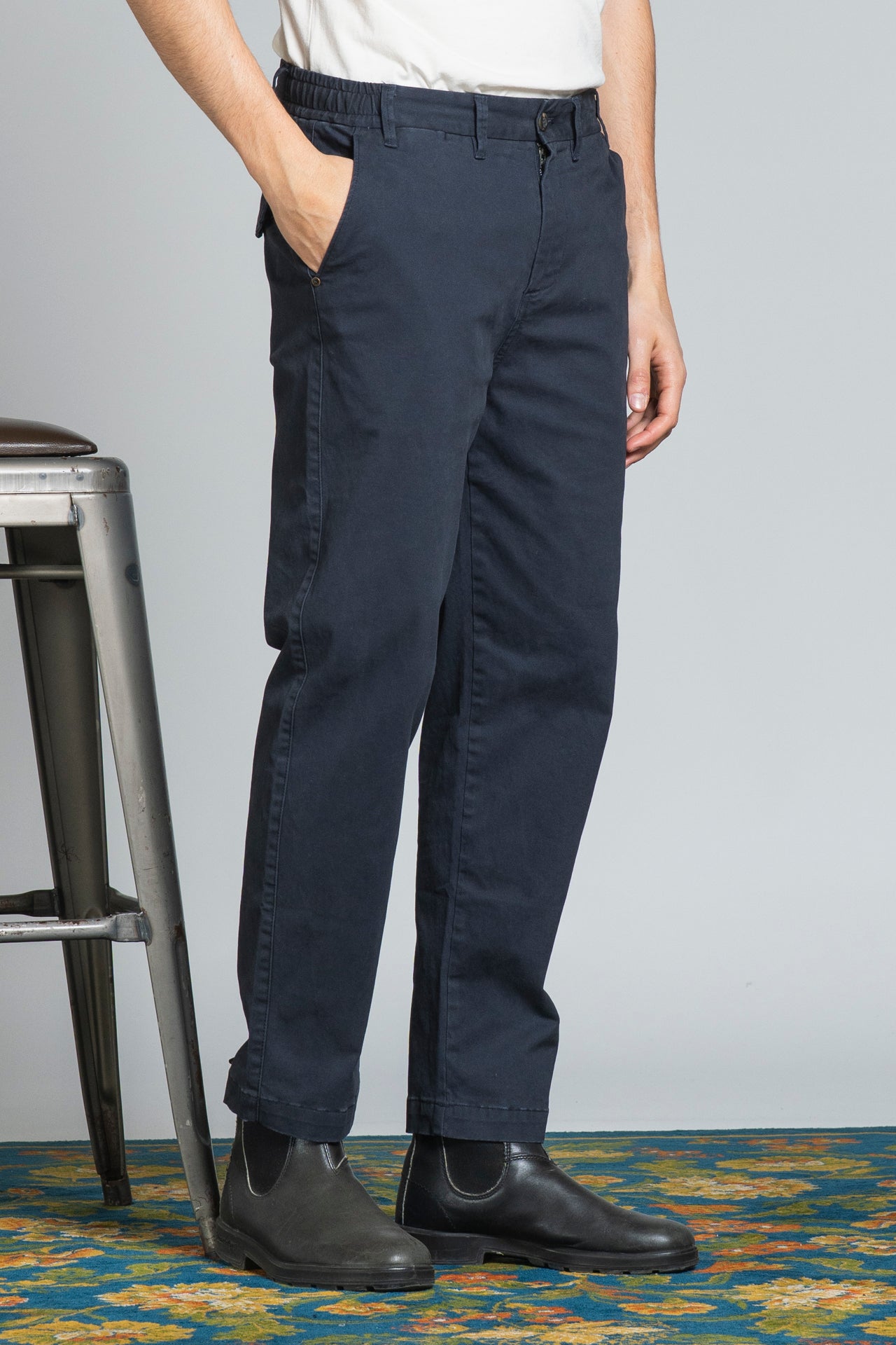 THEO CHINO LONG IN TWILL STRETCH