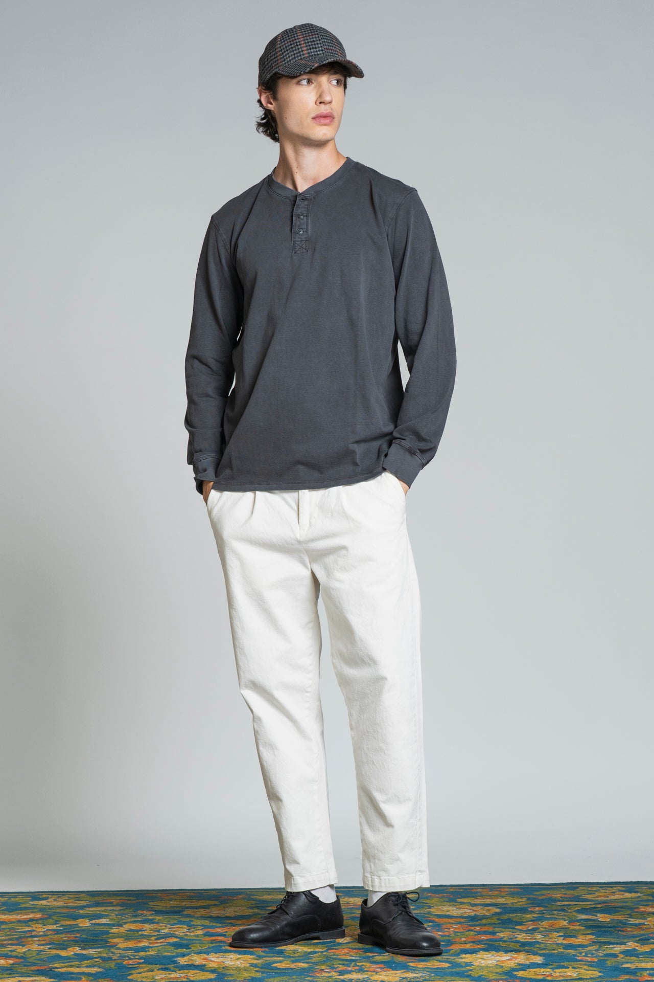 TERENCE CHESTER IN COTTON