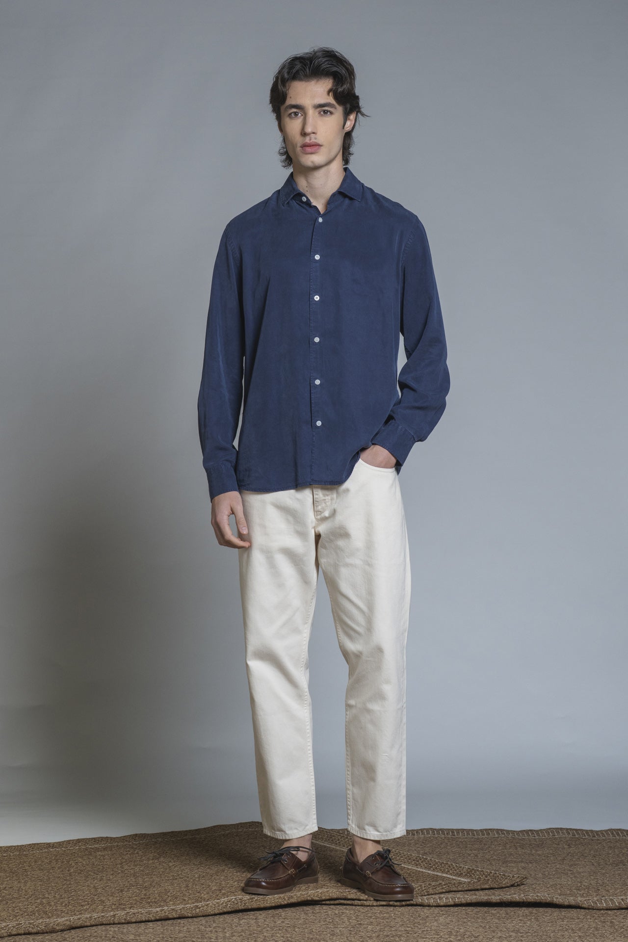 NIGEL FRENCH COLLAR IN TESSUTO LYOCELL