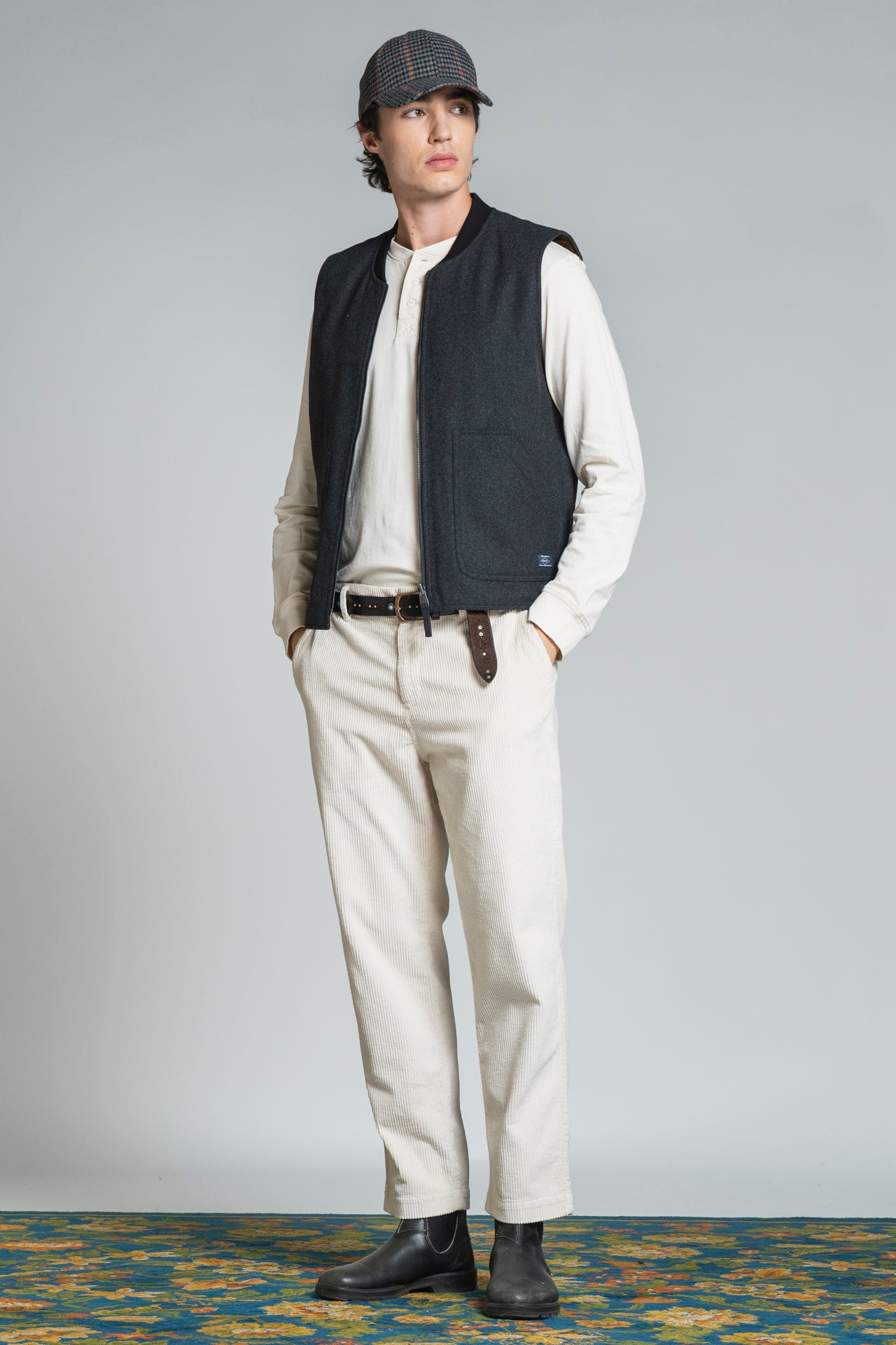 MARTIN GILET IN MIXED WOOL