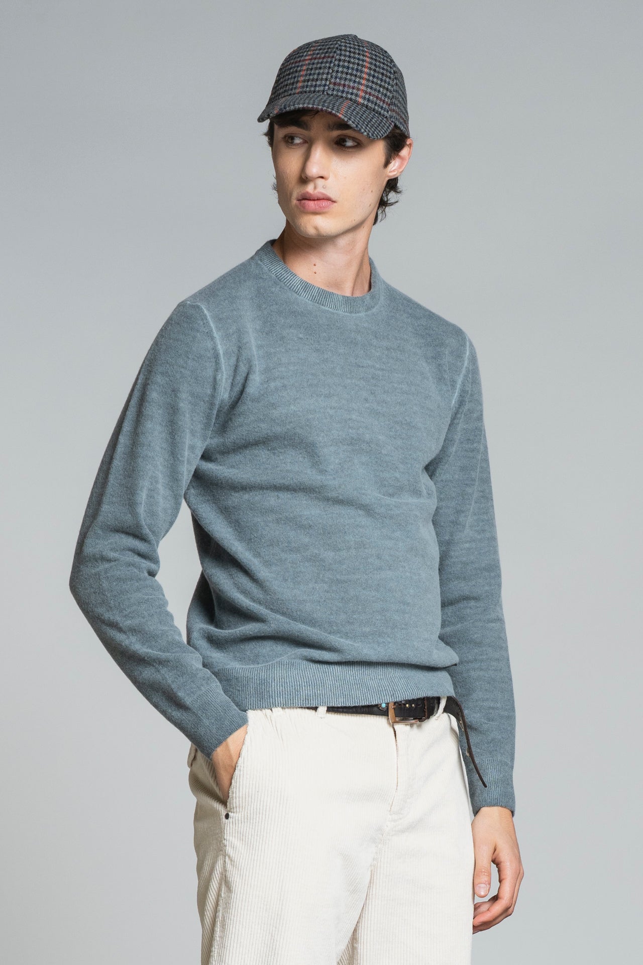 CHARLIE ROUND NECK IN MIXED WOOL COLD DYED