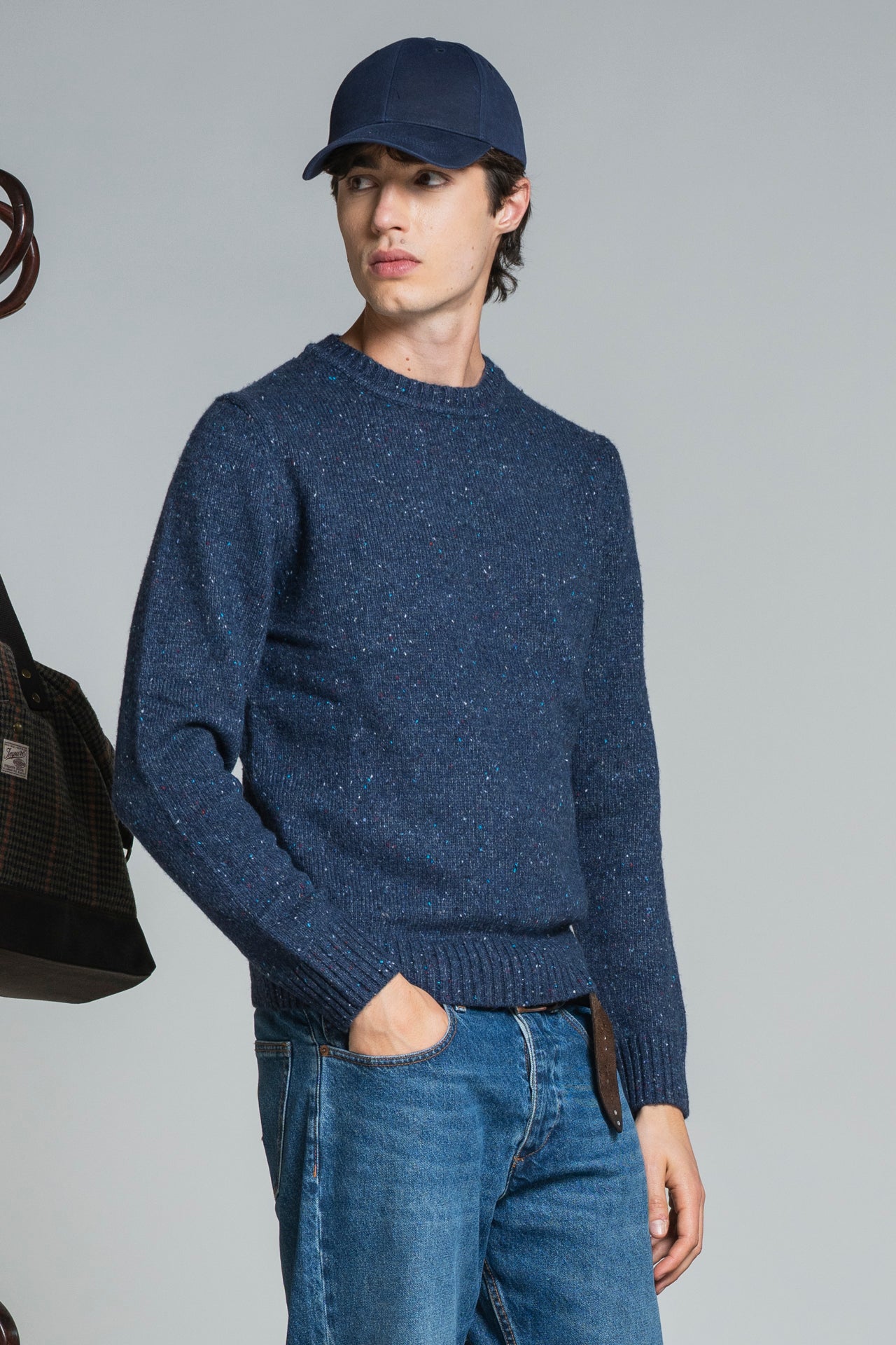 GEORGE ROUND NECK IN BLEND WOOL