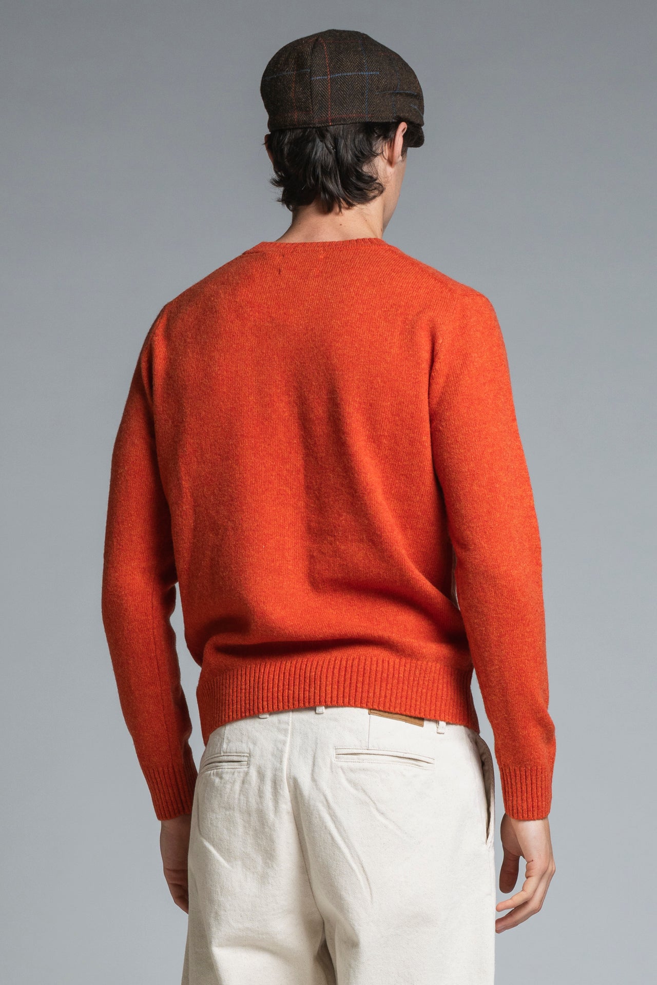 CHARLIE ROUND NECK IN LAMBSWOOL