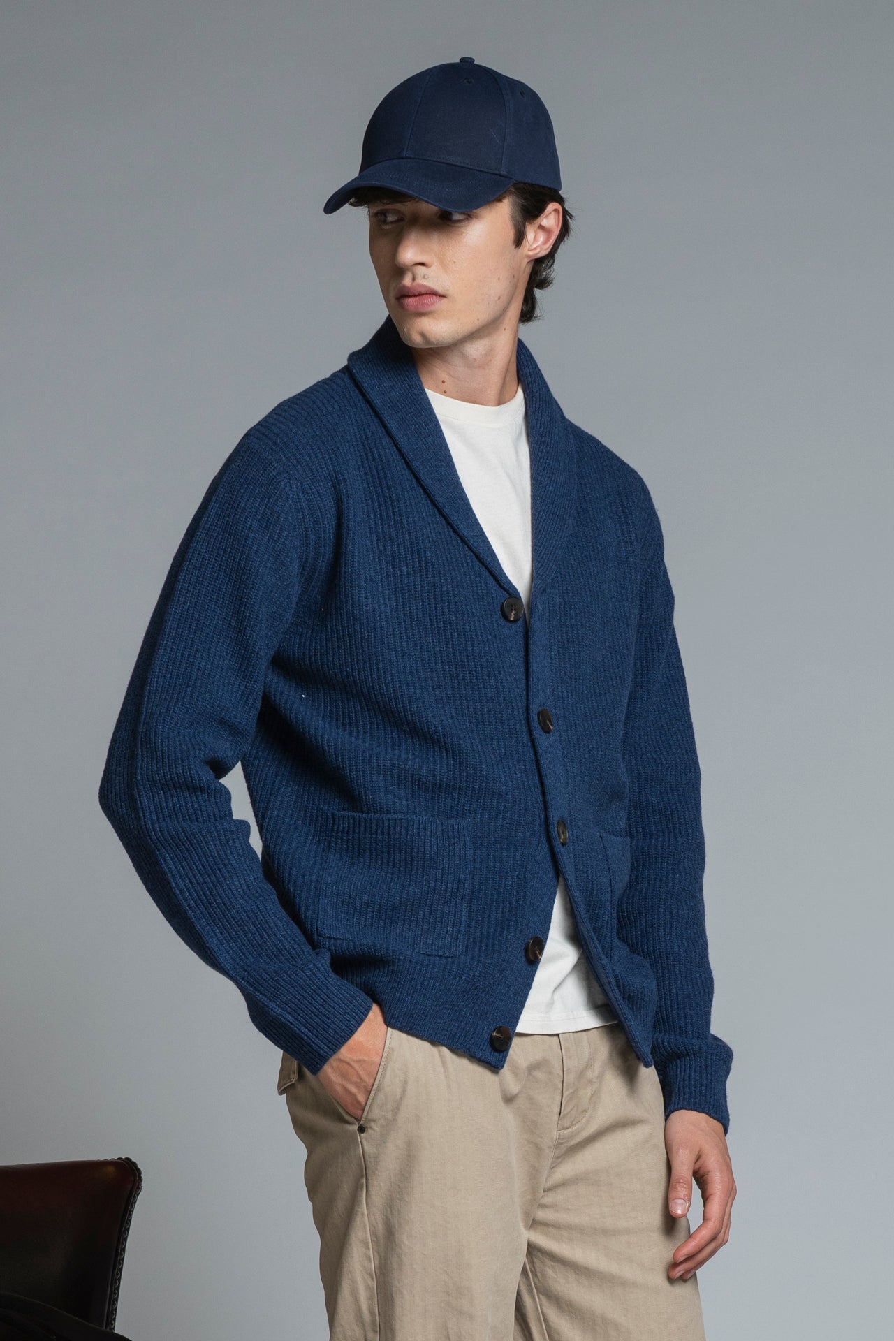 KEANU CARDIGAN IN LAMBSWOOL