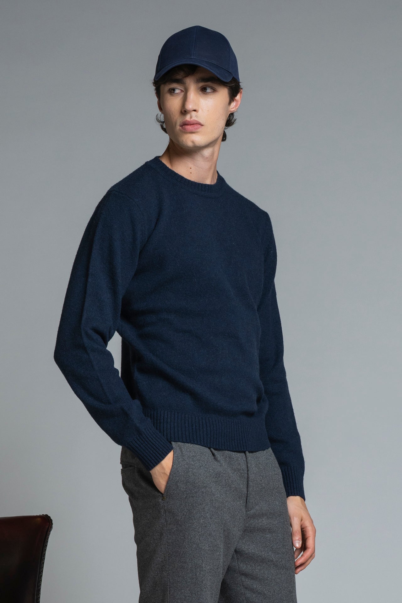 CHARLIE ROUND NECK IN LAMBSWOOL