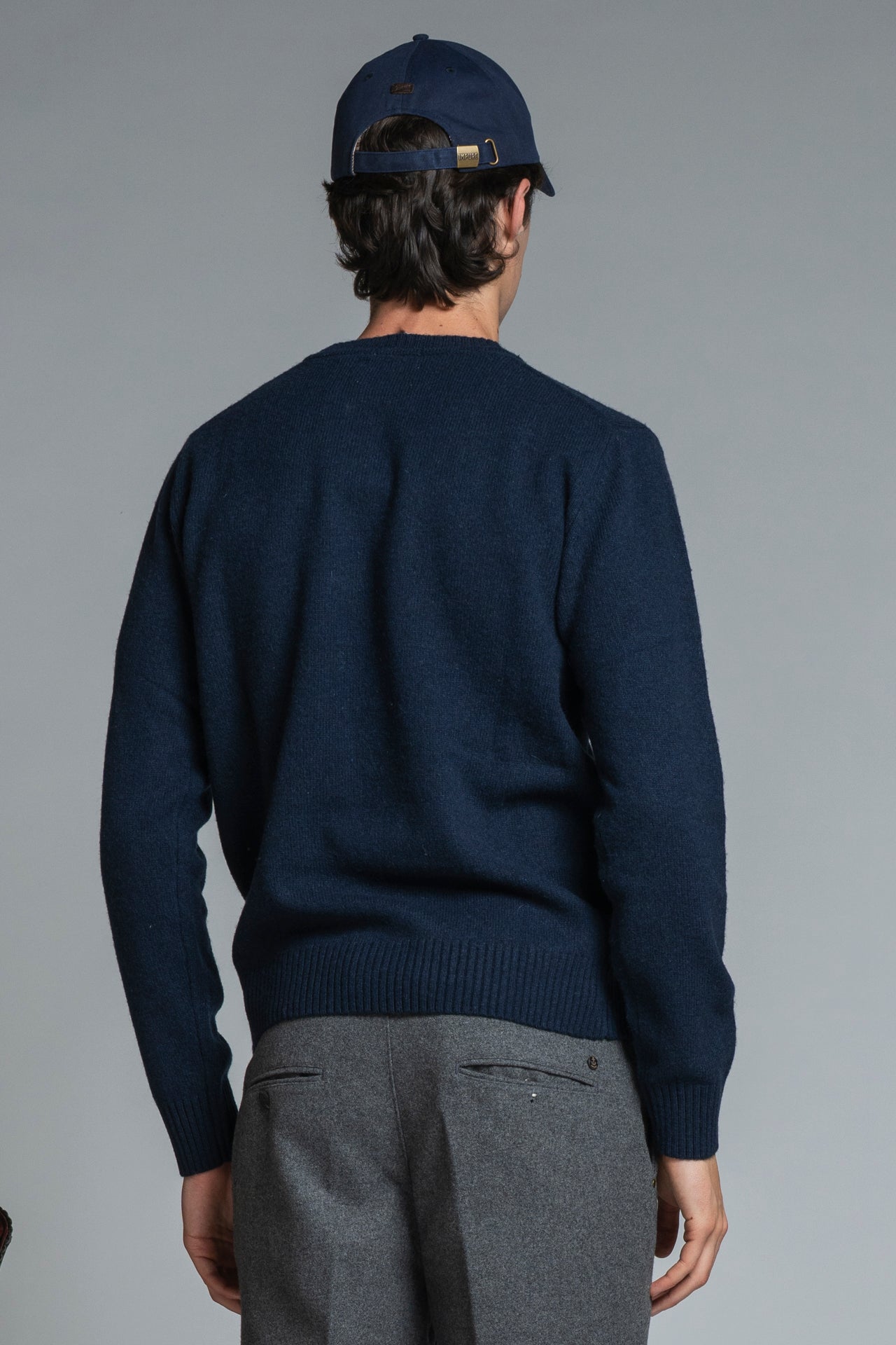 CHARLIE ROUND NECK IN LAMBSWOOL