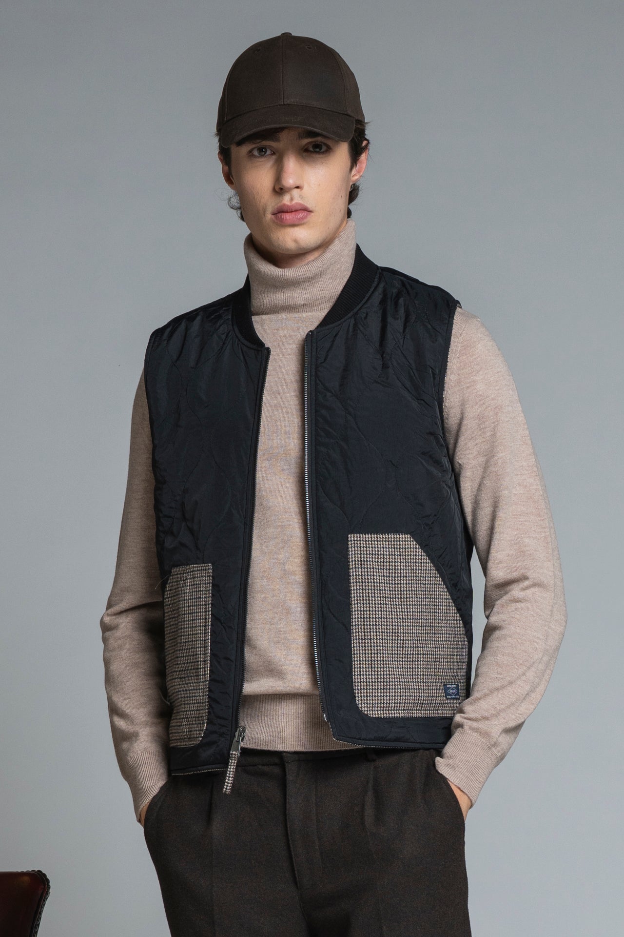 MARTIN GILET IN MIXED WOOL