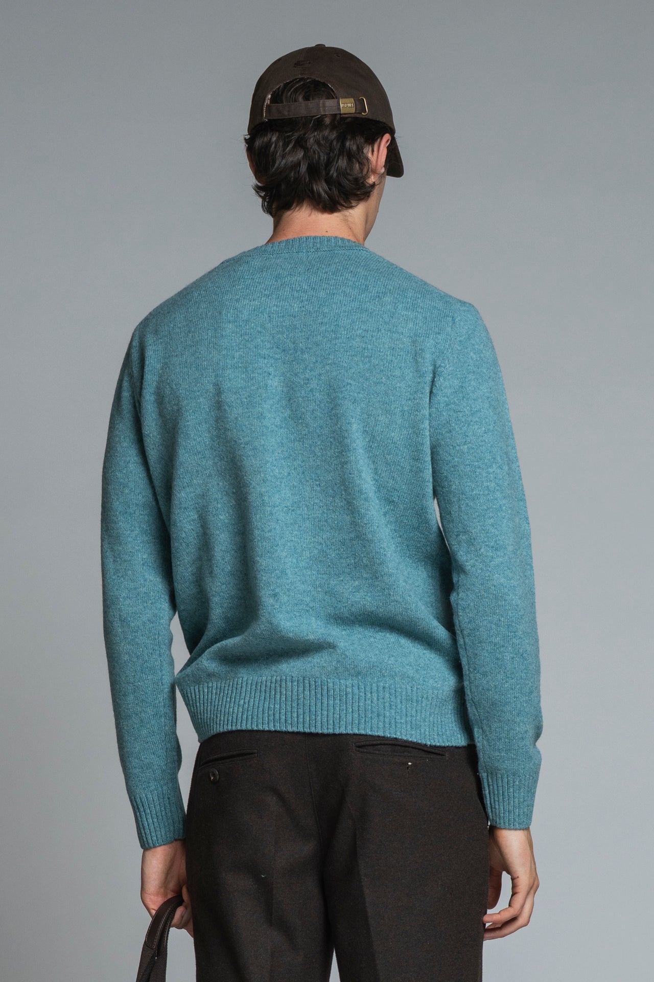 CHARLIE ROUND NECK IN LAMBSWOOL