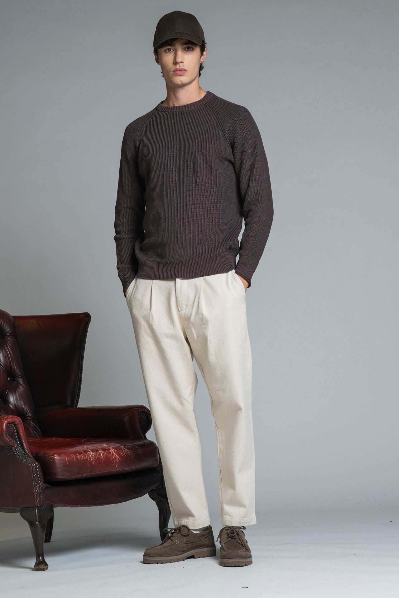 SIMON ROUND NECK IN COTTON STONE WASH