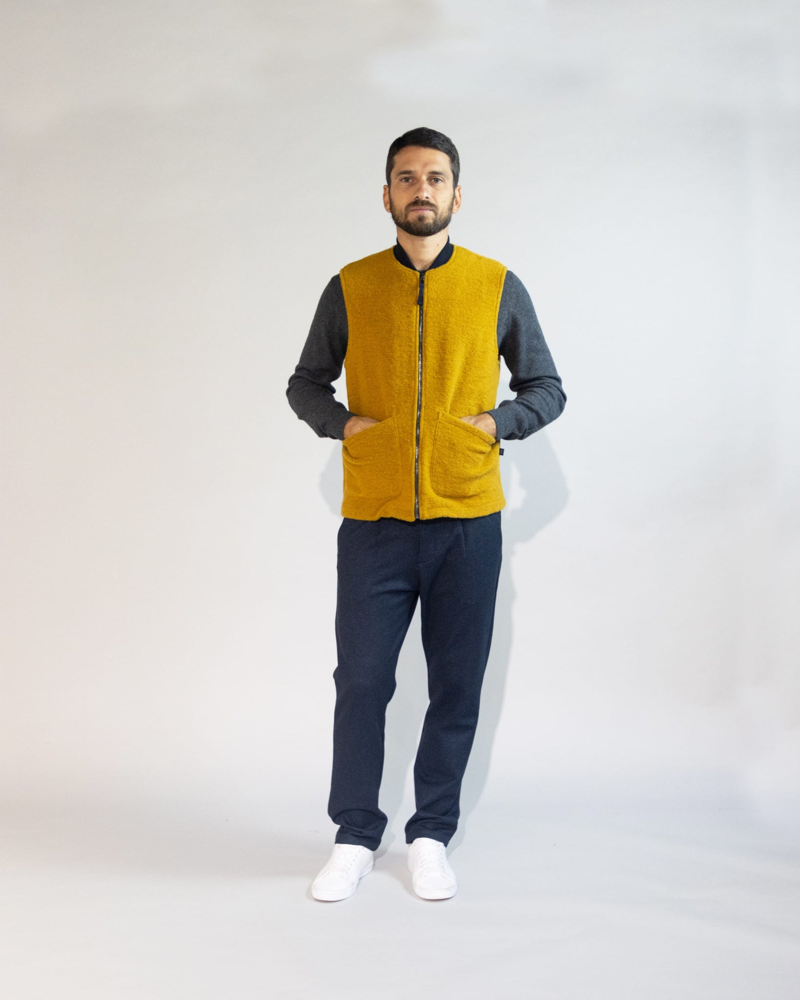 GILET MISTO LANA CON TASCONI