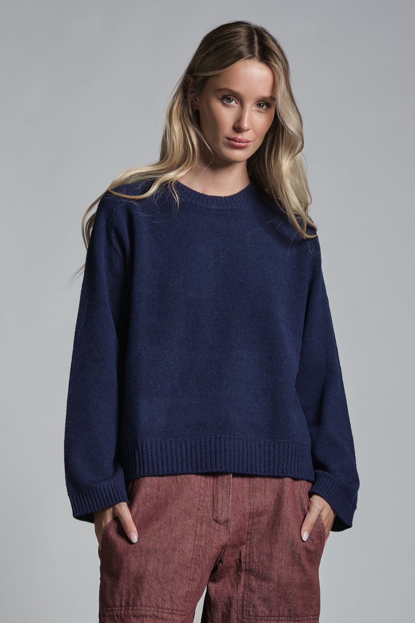 GERY ROUND NECK IN LAMBSWOOL