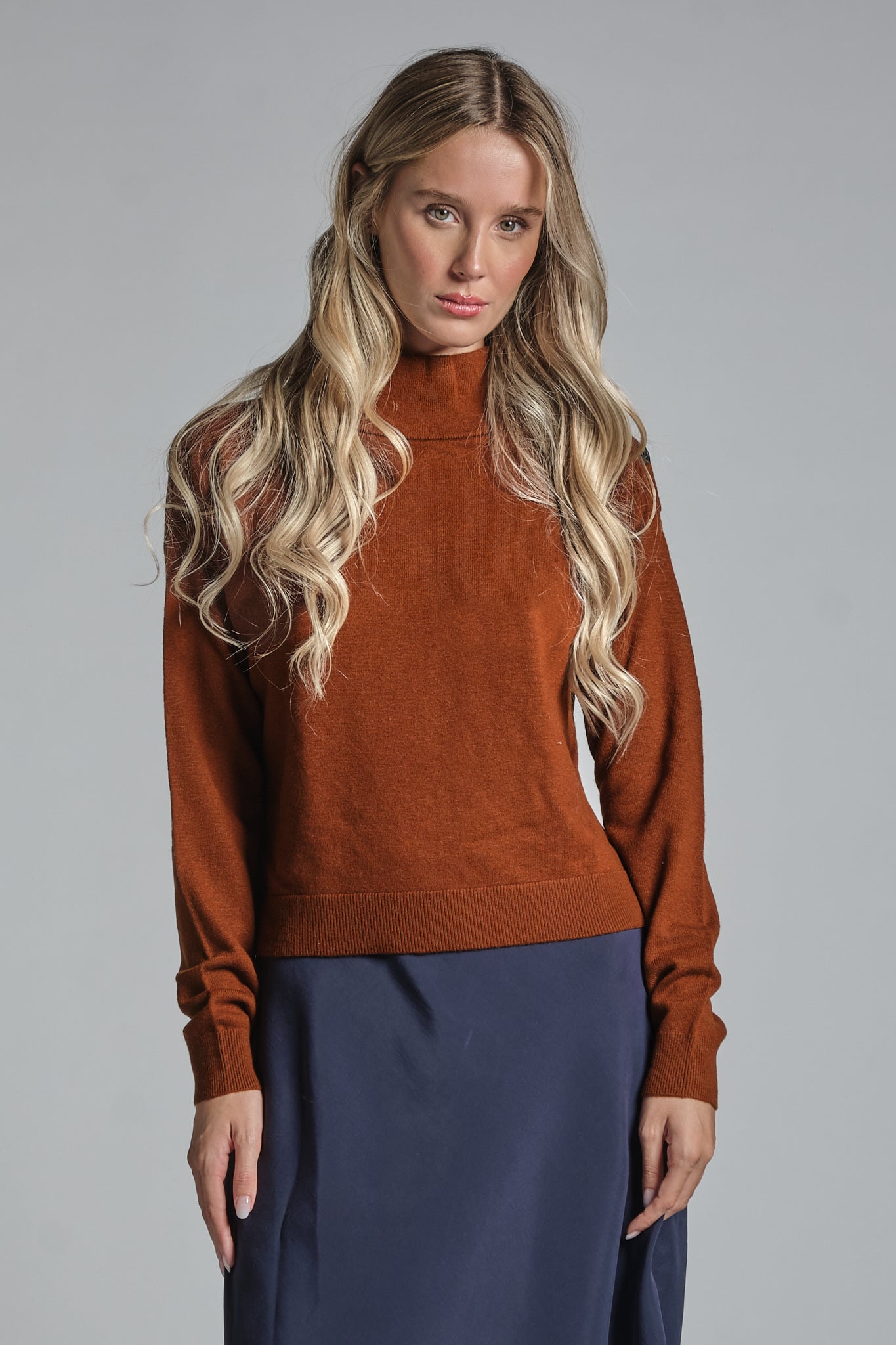JEANNA SWEATER TURTLE NECK IN WOOL MERCERIZED