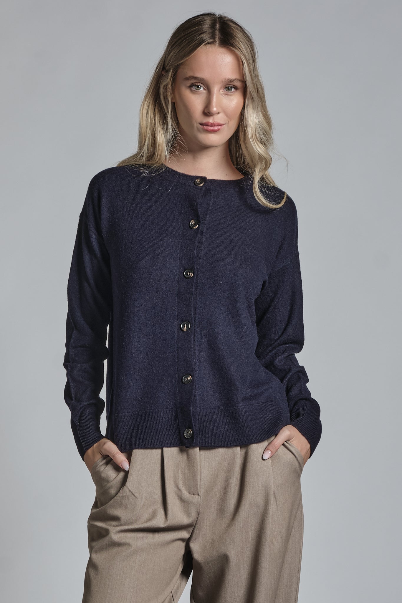 KARINE CARDIGAN IN WOOL MERCERIZED
